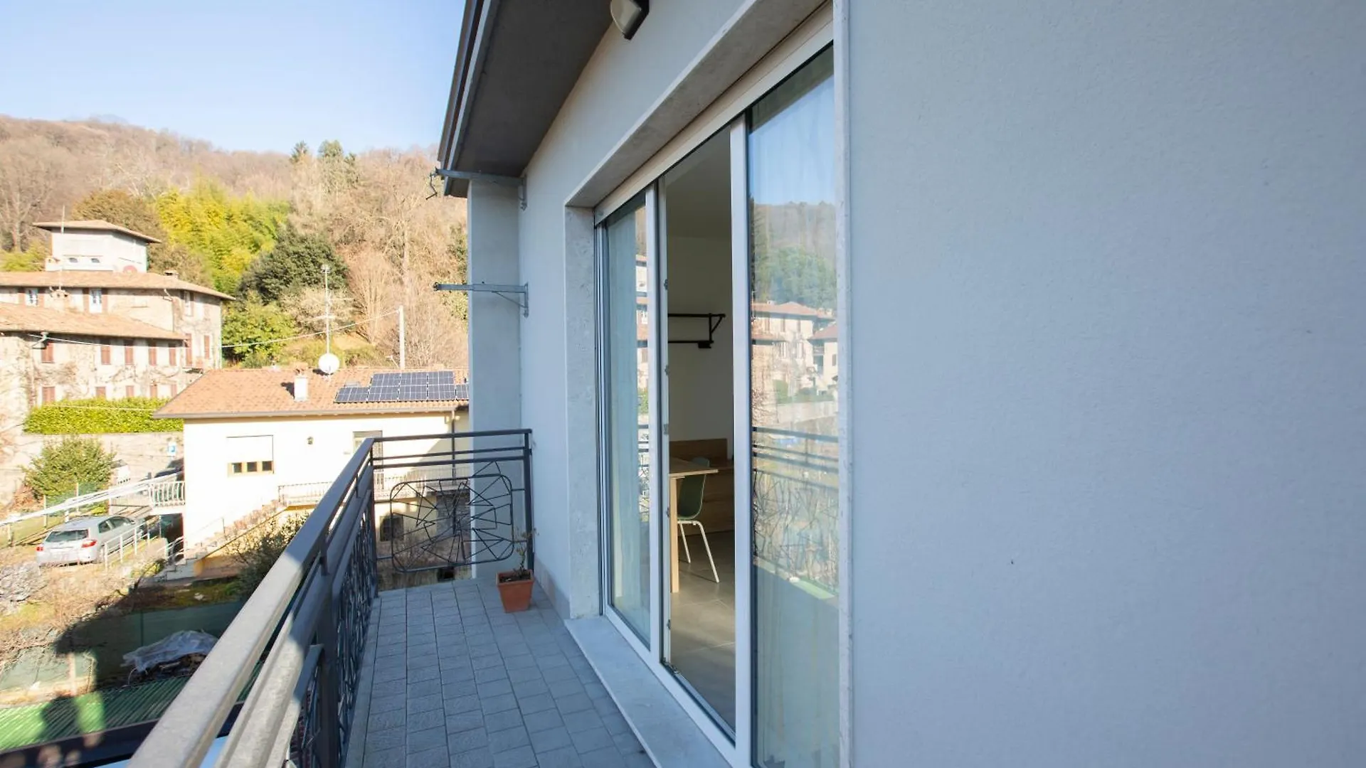 La Guest House Di Piazza Motta Albese Con Cassano