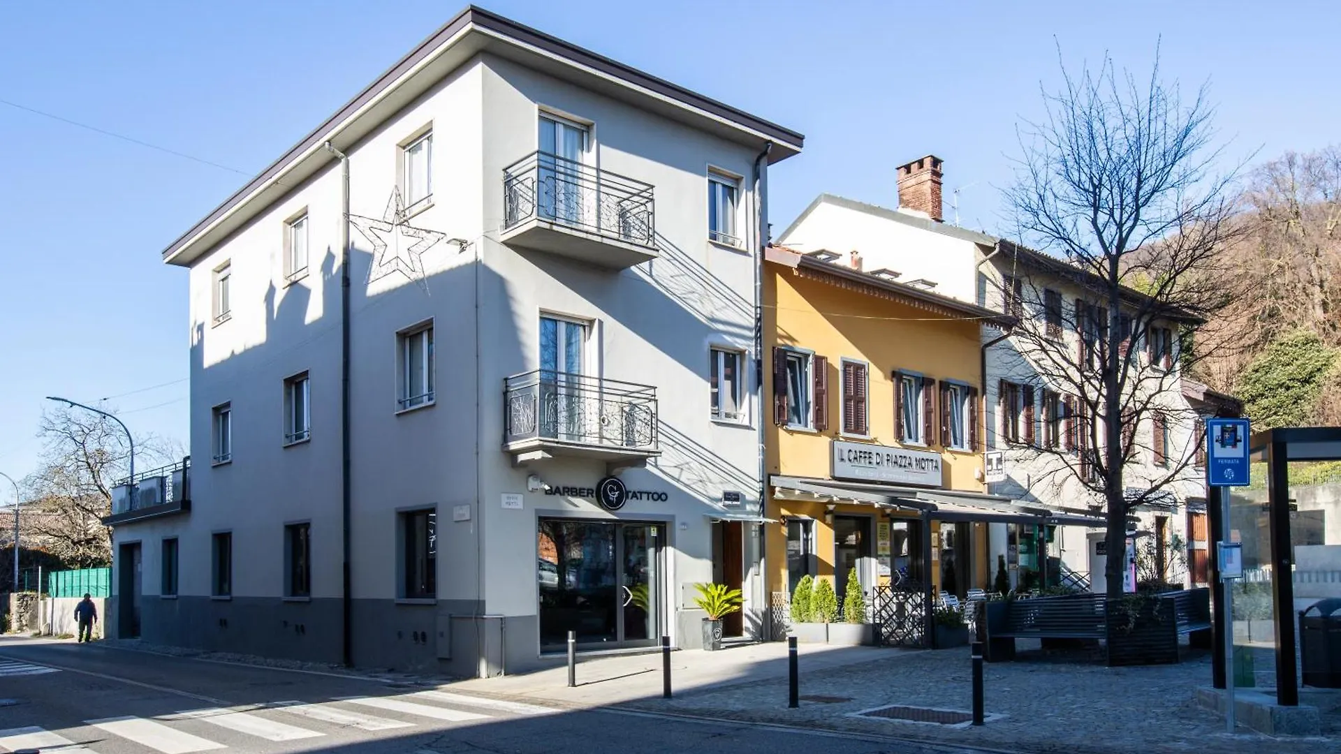 La Guest House Di Piazza Motta Albese Con Cassano B&B