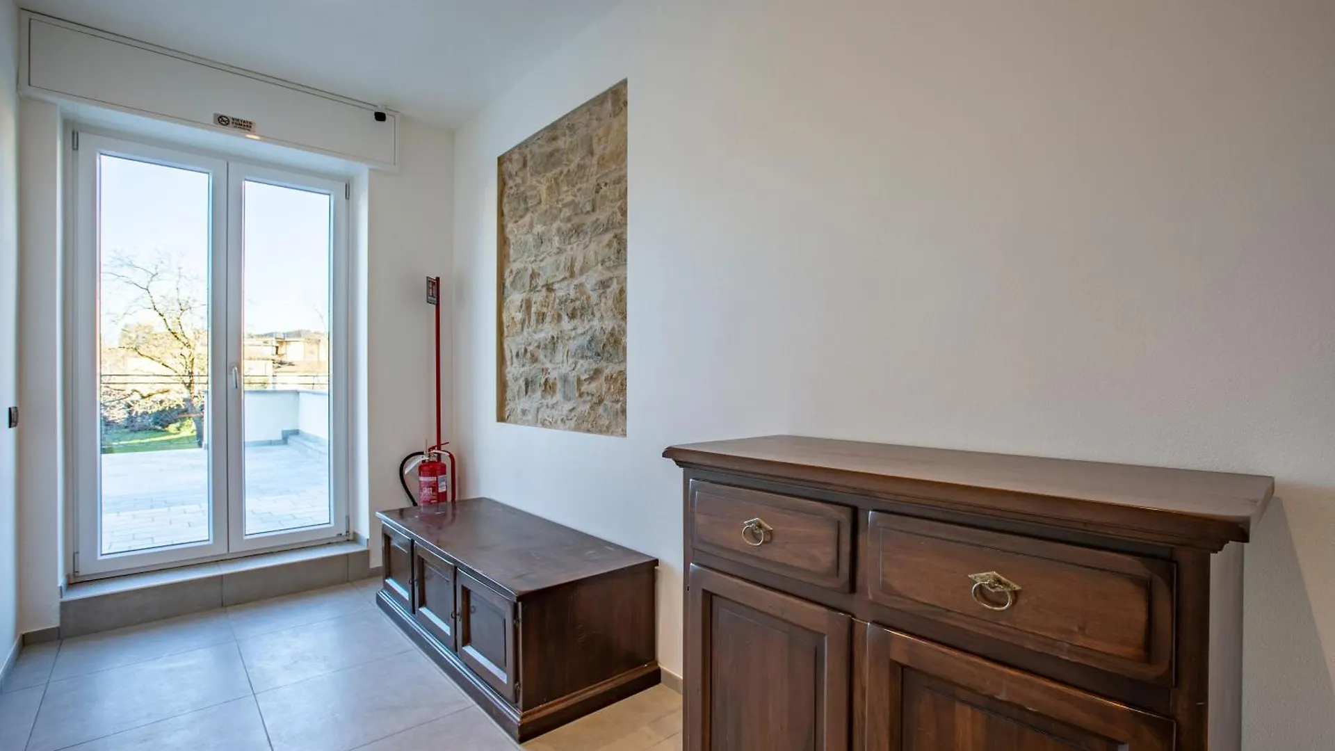 La Guest House Di Piazza Motta Albese Con Cassano